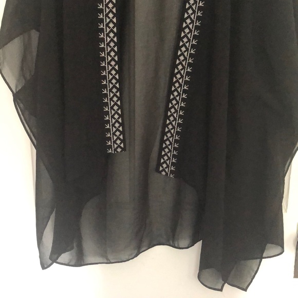 Sheer Open Tunic - Picture 3 of 6